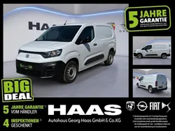 Weiß Gebraucht 2023 Fiat Doblò Van / Kleinbus | 19.280 € (Guter Preis)