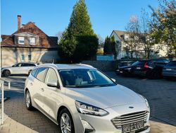 Silber Gebraucht 2021 Ford Focus Cool & Connect Limousine | 15.700 € (Guter Preis)