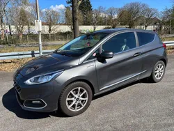 Grau Gebraucht 2018 Ford Fiesta Vignale Kleinwagen | 11.300 € (Fairer Preis)