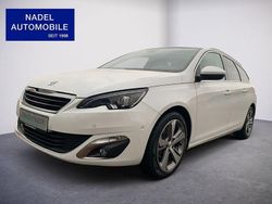 Weiß Gebraucht 2016 Peugeot 308 Allure Kombi | 6.990 € (Fairer Preis)