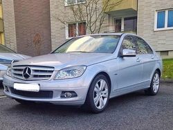 Grau Gebraucht 2010 Mercedes C180 Avantgarde Limousine | 5.490 €