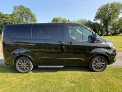 Schwarz Gebraucht 2020 Ford Tourneo Custom Van / Kleinbus | 29.999 € (Guter Preis)