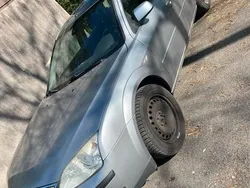 Silber Gebraucht 2003 Ford Mondeo Ghia Limousine | 1.999 € (Fairer Preis)