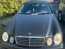 Schwarz Gebraucht 2001 Mercedes CLK200 Coupé | 1.700 € (Guter Preis)