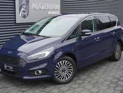 Blazerblau Gebraucht 2019 Ford S-MAX Titanium Van / Kleinbus | 23.990 € (Etwas zu teuer)
