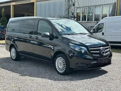Schwarz Gebraucht 2023 Mercedes Vito Van / Kleinbus | 36.771 € (Teuer)