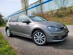 Grau Gebraucht 2014 VW Golf VII Highline Kleinwagen | 11.500 € (Fairer Preis)