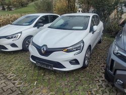 Weiß Gebraucht 2020 Renault Clio V Business Limousine | 12.490 € (Fairer Preis)