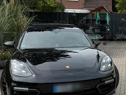 Schwarz Gebraucht 2018 Porsche Panamera Turbo Chrono Limousine | 71.900 € (Fairer Preis)