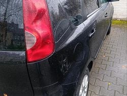 Schwarz Gebraucht 2006 Nissan Note Kleinwagen | 1.350 € (Etwas zu teuer)