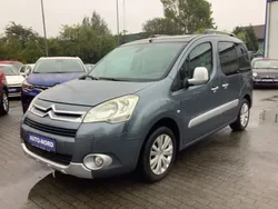 Grau Gebraucht 2012 Citroën Berlingo SELECTION Van / Kleinbus | 5.990 € (Etwas zu teuer)