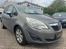 Muskatgrau/muskat braun(m2) Gebraucht 2011 Opel Meriva Design Edition Van / Kleinbus | 4.799 € (Fairer Preis)