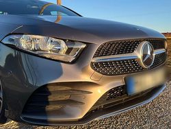 Grau Gebraucht 2019 Mercedes A200 AMG line Kombi | 22.000 €