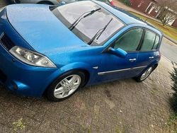 Blau Gebraucht 2003 Renault Mégane II Kleinwagen | 2.900 €