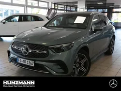 Verdesilber metallic Gebraucht 2025 Mercedes GLC220 AMG SUV | 58.150 € (Superpreis)