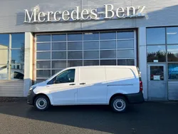 Arktikweiß Gebraucht 2022 Mercedes e-Vito Van / Kleinbus | 29.607 €
