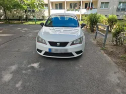 Weiß Gebraucht 2012 Seat Ibiza Kleinwagen | 2.800 € (Guter Preis)