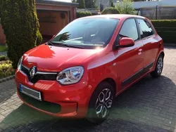 Rot Gebraucht 2019 Renault Twingo LIMITED Kleinwagen | 8.600 € (Guter Preis)