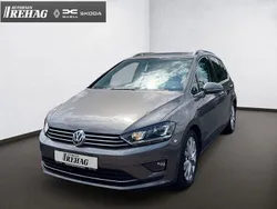 Grau Gebraucht 2015 VW Golf Sportsvan Highline Van / Kleinbus | 14.490 € (Fairer Preis)
