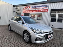 Grau Gebraucht 2019 Hyundai i20 YES! Limousine | 14.990 € (Fairer Preis)