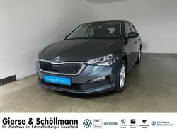 Grau Gebraucht 2019 Skoda Scala Active Kleinwagen | 11.950 € (Fairer Preis)