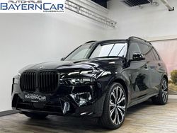 Black sapphire metallic Gebraucht 2025 BMW X7 M Sport SUV | 102.489 € (Fairer Preis)