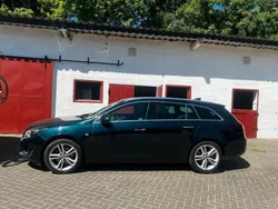 Grün Gebraucht 2015 Opel Insignia Kombi | 12.900 €