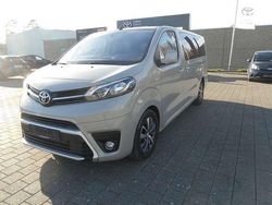 Sandstein metallic Gebraucht 2022 Toyota Proace Verso Comfort Kombi | 34.800 € (Fairer Preis)