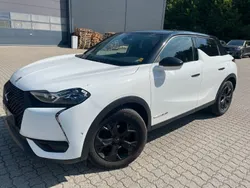 Weiß Gebraucht 2019 Citroën DS3 Limousine | 11.400 €