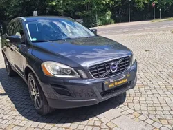 Grau Gebraucht 2010 Volvo XC60 SUV | 9.800 € (Fairer Preis)