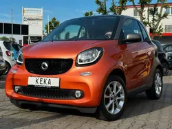 Lava orange & graphite grey ma Gebraucht 2016 Smart ForTwo Coupé Coupé | 12.990 €