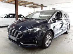 Blau Gebraucht 2020 Ford S-MAX Titanium Van / Kleinbus | 18.500 € (Superpreis)