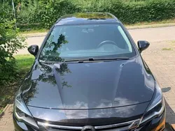 Schwarz Gebraucht 2017 Opel Astra Edition Kombi | 7.500 € (Fairer Preis)
