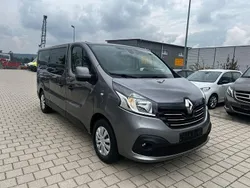 Grau Gebraucht 2016 Renault Trafic Van | 16.950 € (Teuer)