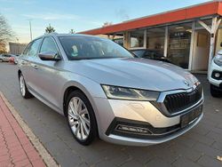 Silber Gebraucht 2021 Skoda Octavia Style Kombi | 16.900 € (Fairer Preis)