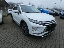 Perlmuttweiß Gebraucht 2018 Mitsubishi Eclipse Cross Edition SUV | 18.450 € (Etwas zu teuer)