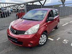 Rot Gebraucht 2010 Nissan Note Visia Van / Kleinbus | 3.990 € (Etwas zu teuer)