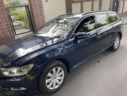Blau Gebraucht 2015 VW Passat Comfortline Kombi | 8.250 € (Fairer Preis)