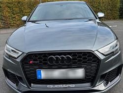 Grau Gebraucht 2018 Audi RS3 Kleinwagen | 54.950 € (Teuer)