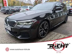 Schwarz Gebraucht 2023 BMW 530 M Sport Kombi | 46.880 € (Fairer Preis)