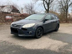 Blau Gebraucht 2011 Ford Focus Kombi | 4.200 € (Fairer Preis)