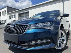 Blau lavablau Gebraucht 2021 Skoda Superb Ambition Kombi | 21.990 € (Fairer Preis)