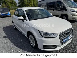 Weiß Gebraucht 2018 Audi A1 Sportback Basis Kleinwagen | 8.900 €
