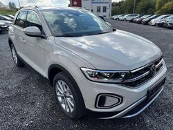 Grau Neu 2025 VW T-Roc Style SUV | 32.880 € (Superpreis)