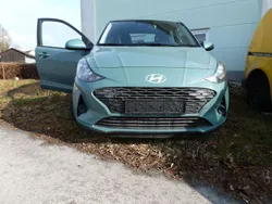 Mangrovegrün Neu 2025 Hyundai i10 Prime Kleinwagen | 16.590 € (Guter Preis)