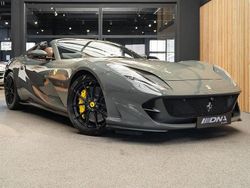 Grau Gebraucht 2022 Ferrari 812 Cabrio | 474.995 € (Teuer)