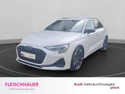 Weiss Gebraucht 2024 Audi A3 Sportback S-Line Limousine | 40.990 € (Fairer Preis)