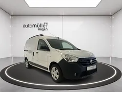 Gletscherweiss Gebraucht 2016 Dacia Dokker Ambiance Van | 9.990 € (Guter Preis)
