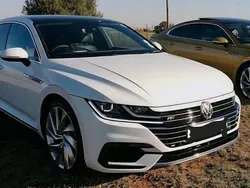 Weiß Gebraucht 2017 VW Arteon Limousine | 21.999 € (Fairer Preis)