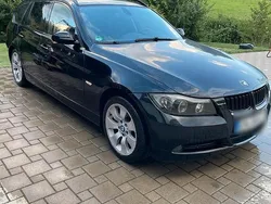 Schwarz Gebraucht 2007 BMW 320 Kombi | 3.600 € (Fairer Preis)